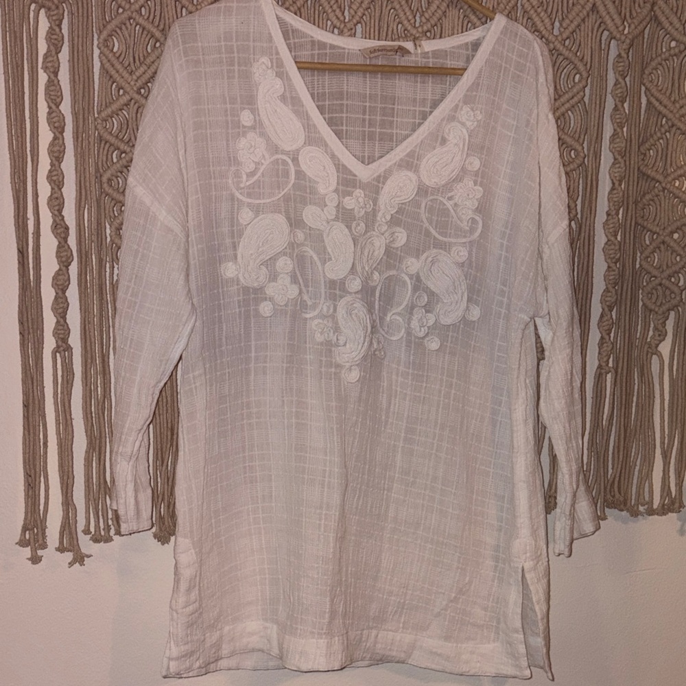 Soft Surroundings White Embroidered V-Neck Tunic